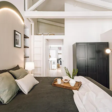 Amatique - 2 A Saint-germain-des-pres * Paris